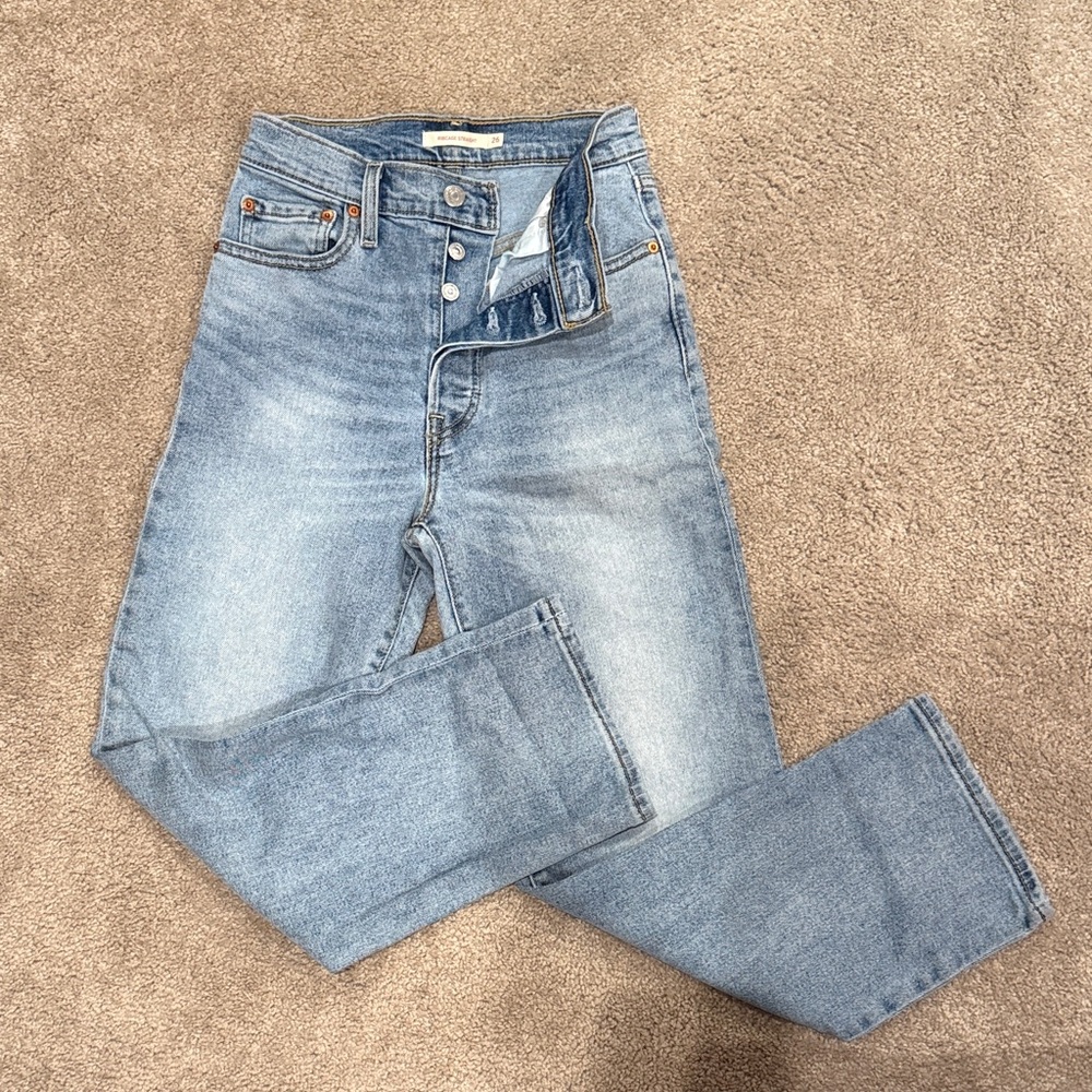 Levi's Women's High Rise Light Blue Jeans